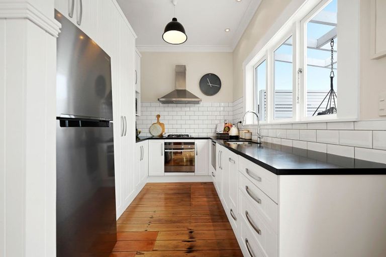 Photo of property in 9 Rata Street, Maeroa, Hamilton, 3200