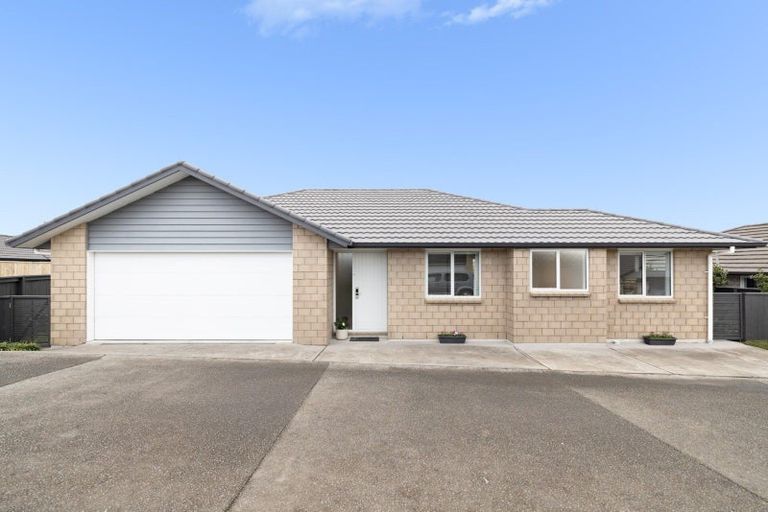 Photo of property in 34 Richardson Road, Omokoroa, 3114