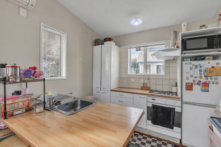 Photo of property in 3b Elizabeth Street, Riccarton, Christchurch, 8011