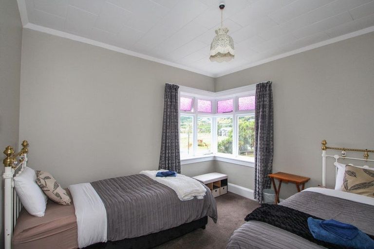 Photo of property in 37 Tyne Street, South Hill, Oamaru, 9400