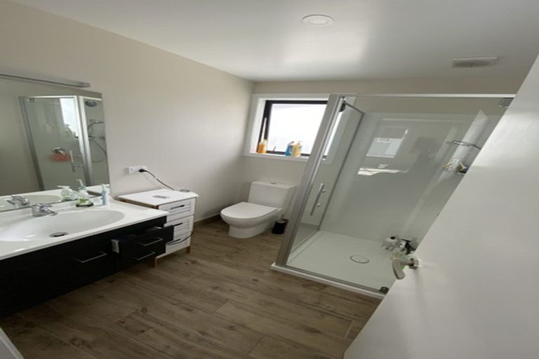 Photo of property in 17 Cheltenham Road, Lower Shotover, Queenstown, 9304