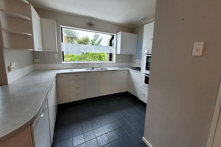 Photo of property in 10 Gainsborough Grove, Belmont, Lower Hutt, 5010