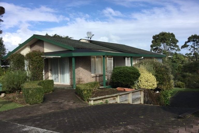 Photo of property in 51 Karina Road, Merrilands, New Plymouth, 4312