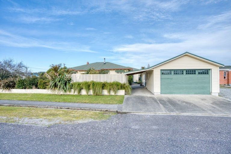 Photo of property in 201 Hampden Street, Hokitika, 7810