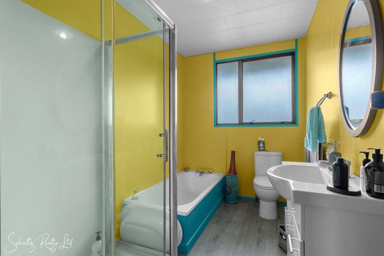 Photo of property in 185 Hurndall Street West, Maungaturoto, 0520