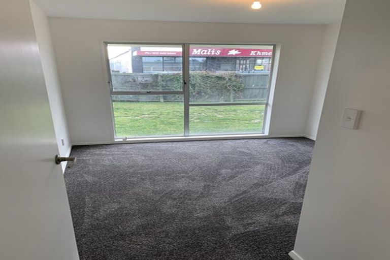 Photo of property in 2/483 Wairakei Road, Burnside, Christchurch, 8053