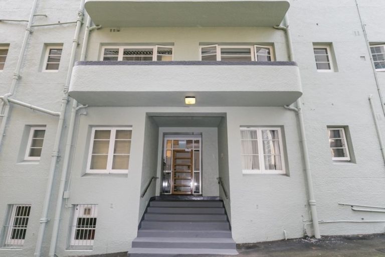 Photo of property in Embassy Court, 1/84 Boulcott Street, Wellington Central, Wellington, 6011