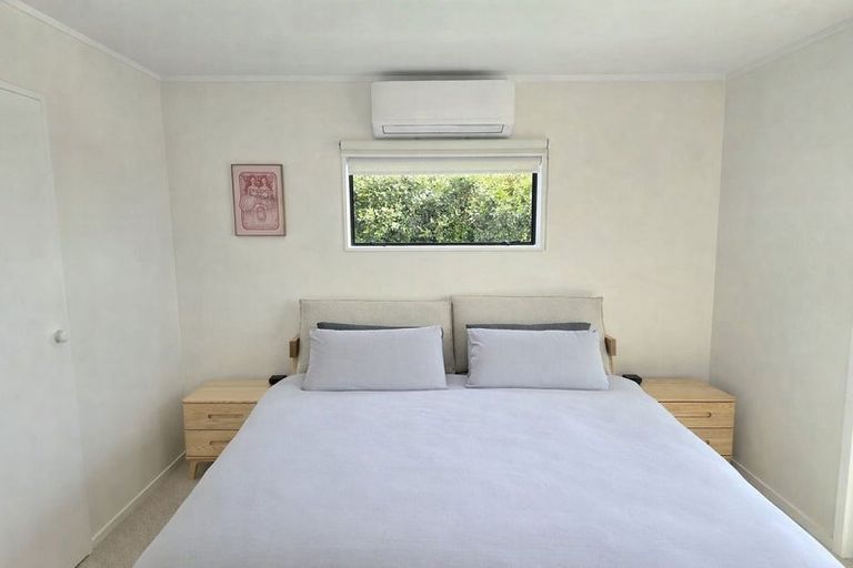 Photo of property in 18 Kahurangi Place, Snells Beach, 0920