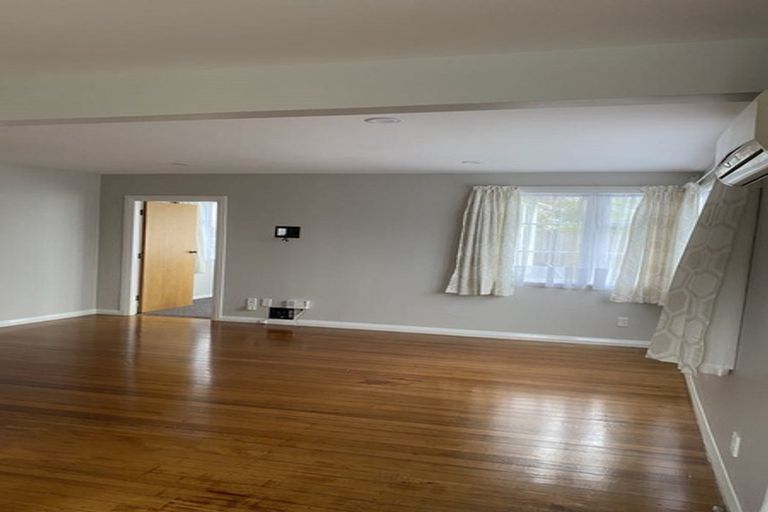 Photo of property in 17a Stephen Street, Johnsonville, Wellington, 6037