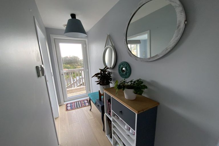 Photo of property in 154 Severn Street, Island Bay, Wellington, 6023