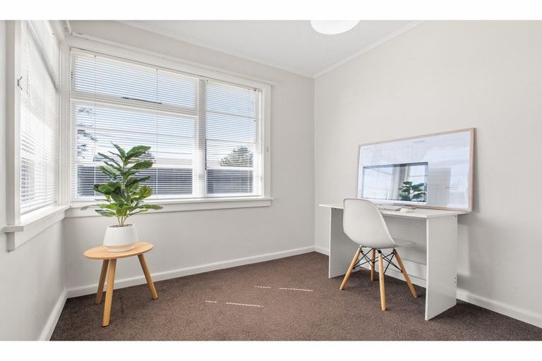 Photo of property in 317 Hills Road, Mairehau, Christchurch, 8013