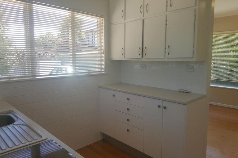 Photo of property in 4/156 Hinemoa Street, Birkenhead, Auckland, 0626