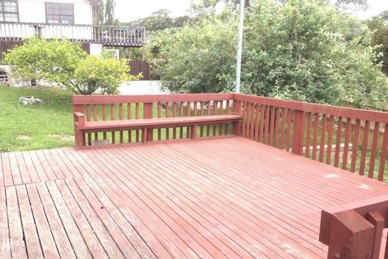 Photo of property in 5 Garner Place, Glenfield, Auckland, 0629