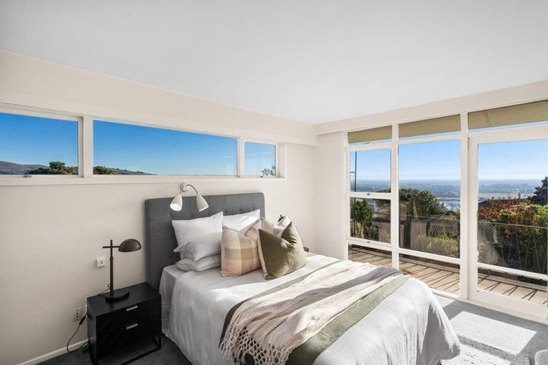 Photo of property in 304 Cannon Hill Crescent, Mount Pleasant, Christchurch, 8081