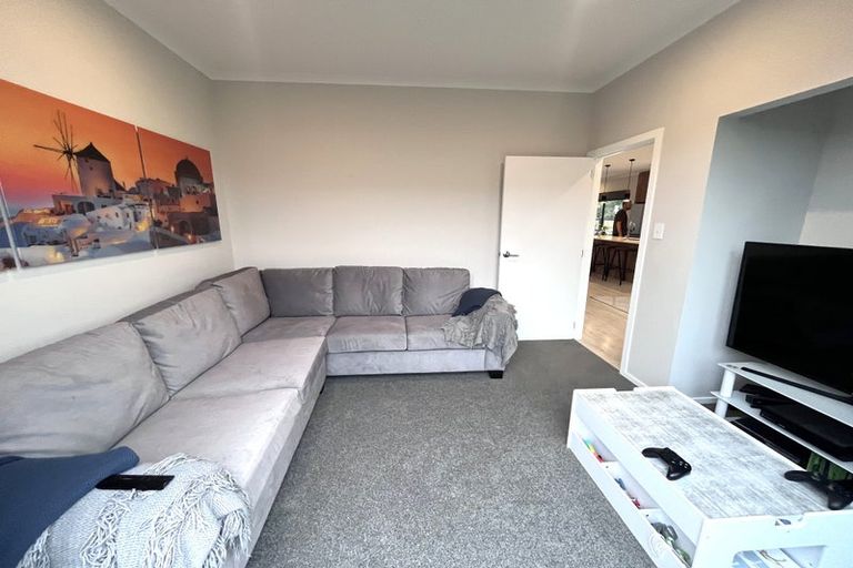 Photo of property in 8 Balmerino Lane, Wallaceville, Upper Hutt, 5018