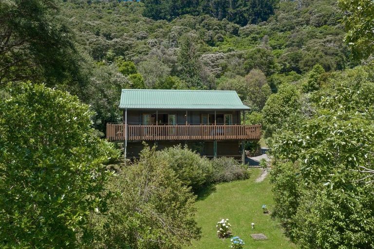 Photo of property in 230 Moetapu Bay Road, Moetapu Bay, Linkwater, 7282