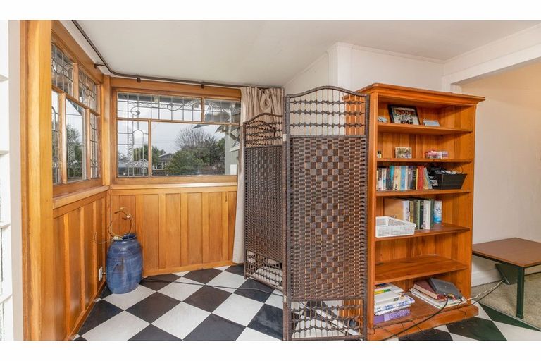 Photo of property in 47 Selwyn Street, Somerfield, Christchurch, 8024