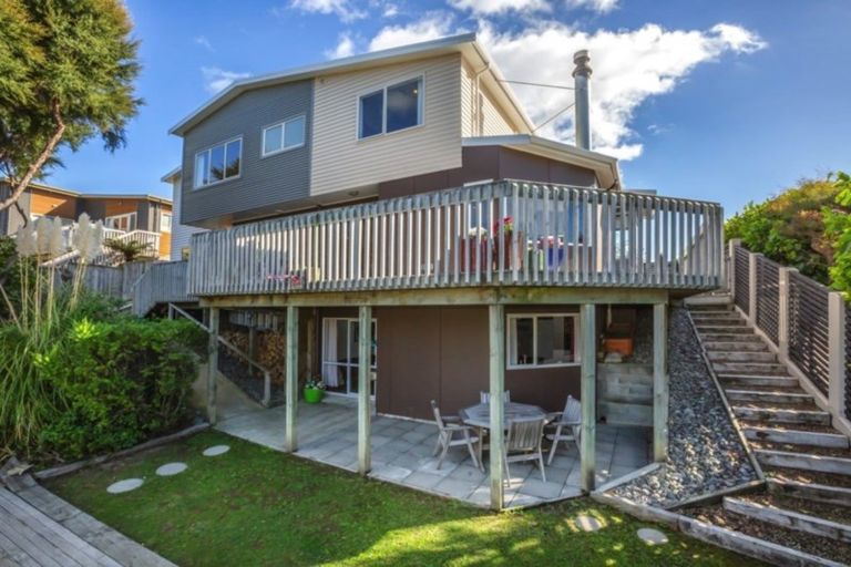 Photo of property in 53 Navigation Drive, Whitby, Porirua, 5024