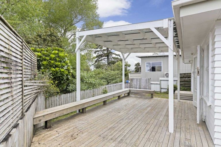 Photo of property in 56a Woodleigh Street, Frankleigh Park, New Plymouth, 4310