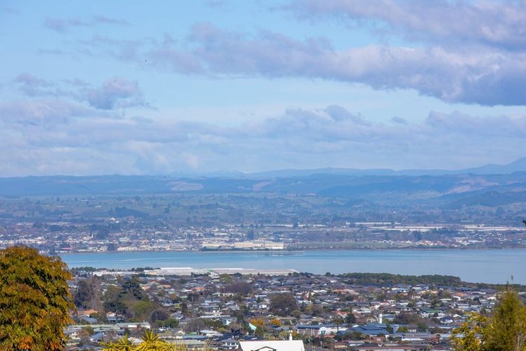 Photo of property in 16 Heemskerck Place, Britannia Heights, Nelson, 7010