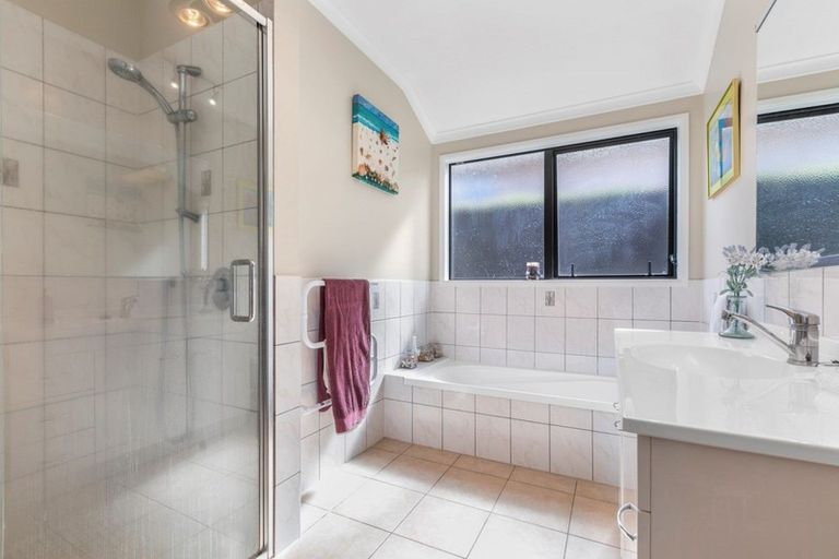 Photo of property in 4 Orion Drive, Welcome Bay, Tauranga, 3112