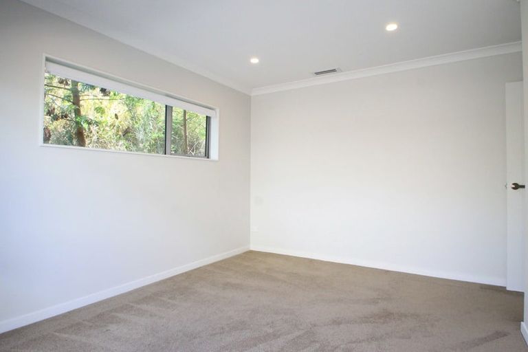 Photo of property in 50 Headland Drive, Long Bay, Auckland, 0630
