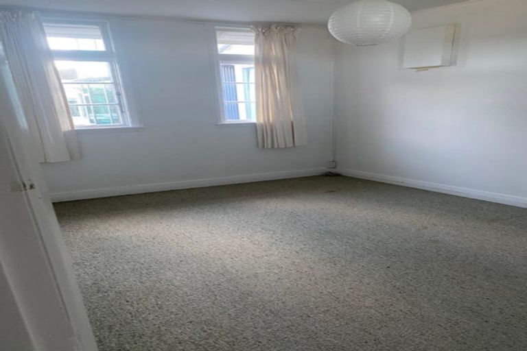 Photo of property in 3/15 Dover Street, Island Bay, Wellington, 6023