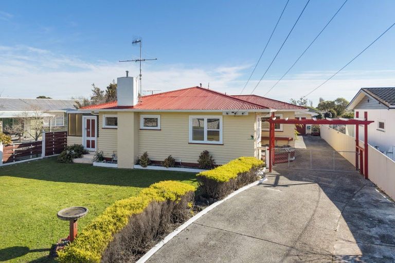 Photo of property in 31 Freemans Road, Otaki, 5512