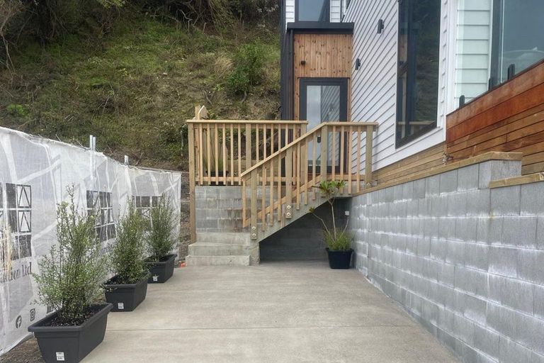 Photo of property in 354 The Esplanade, Island Bay, Wellington, 6023