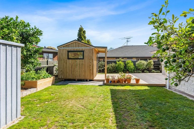 Photo of property in 72 Kapanui Road, Waikanae, 5036