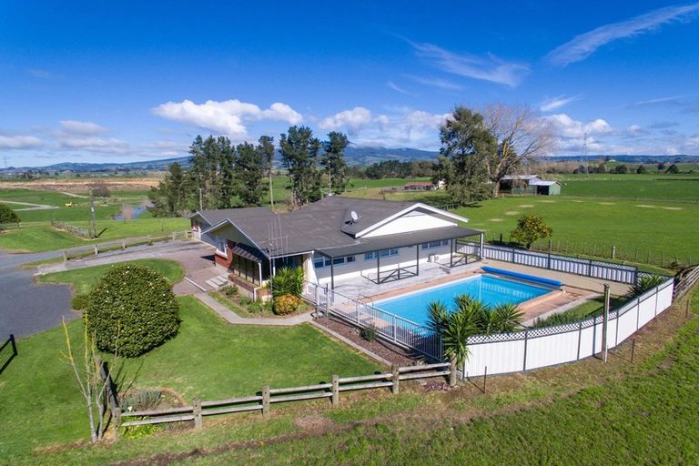 Photo of property in 392 Old School Road, Ngahinapouri, Ohaupo, 3882