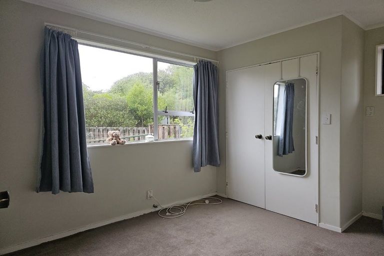 Photo of property in 50 Postgate Drive, Whitby, Porirua, 5024