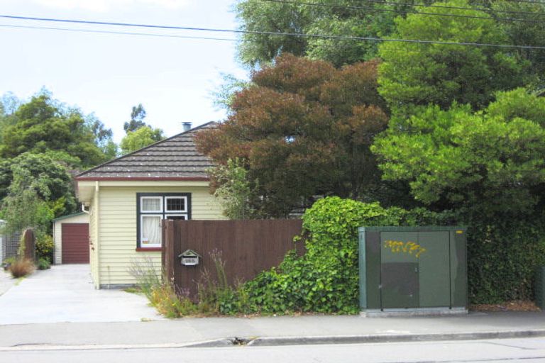 Photo of property in 135 Opawa Road, Opawa, Christchurch, 8023