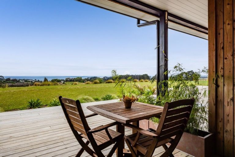 Photo of property in 27 Wilson Road, Urenui, 4375