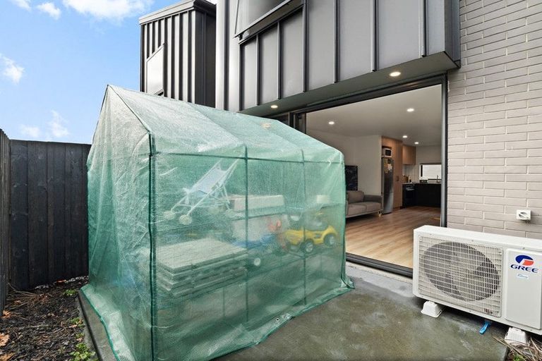 Photo of property in 4 Dallas Lane, Caversham, Dunedin, 9012