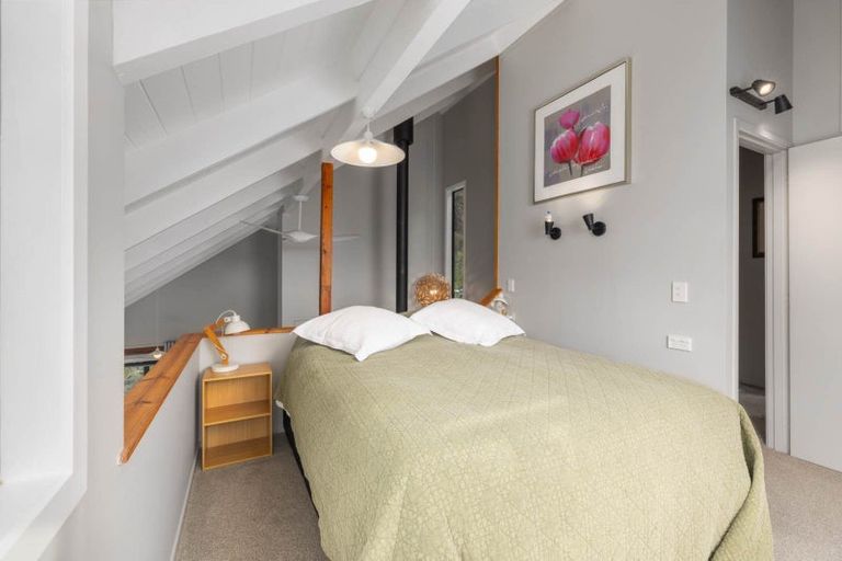 Photo of property in 19 Te Kahikatoa Peninsula Road, Kaeo, 0478