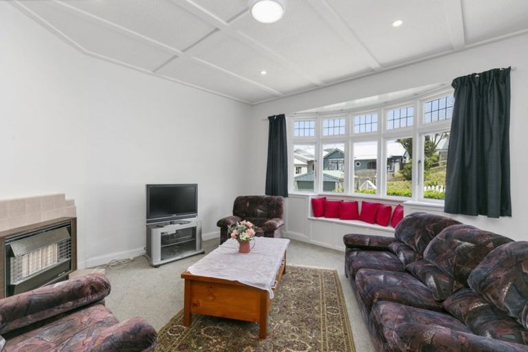 Photo of property in 43 Tirangi Road, Rongotai, Wellington, 6022