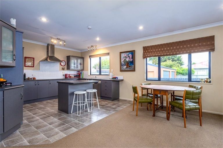 Photo of property in 72a Eton Street, Hampstead, Ashburton, 7700