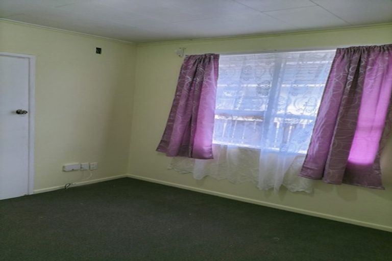Photo of property in 505 Massey Road, Mangere, Auckland, 2022