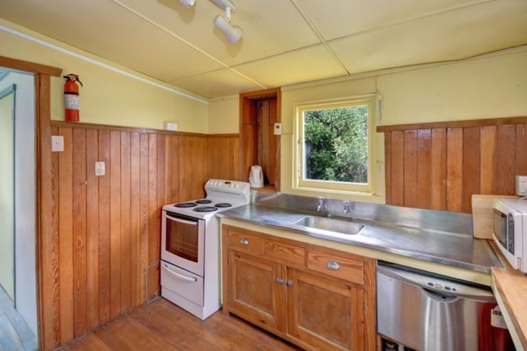 Photo of property in 9 Muri Street, Aramoana, Port Chalmers, 9082