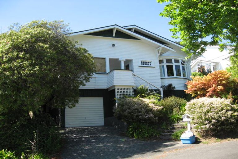Photo of property in 9 Ngatitama Street, Nelson South, Nelson, 7010
