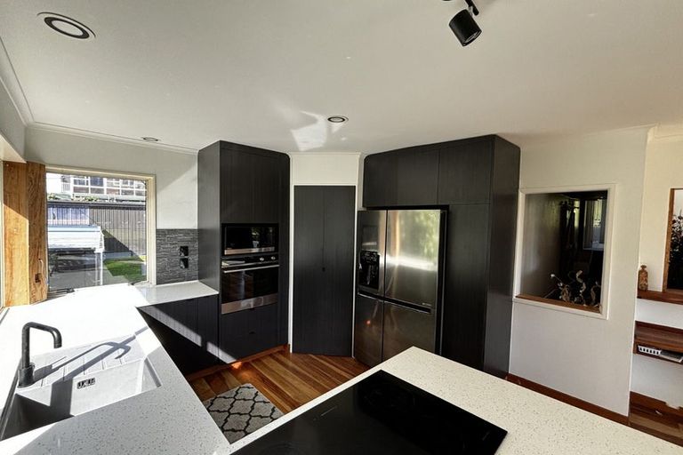 Photo of property in 8b Ronald Street, Strandon, New Plymouth, 4312