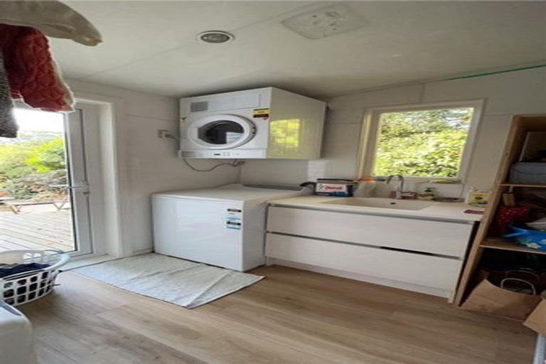 Photo of property in 75 Messines Road, Karori, Wellington, 6012