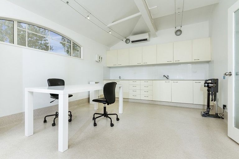 Photo of property in 22 Kitchener Road, Takapuna, Auckland, 0620