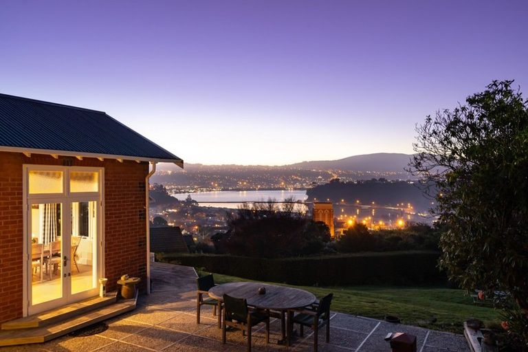Photo of property in 11 Merchiston Street, Andersons Bay, Dunedin, 9013