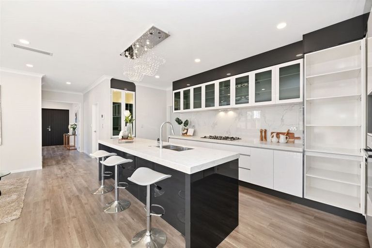 Photo of property in 6 Ngaki Street, Flat Bush, Auckland, 2019