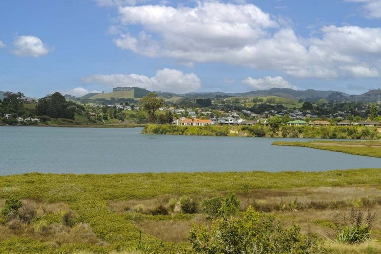 Photo of property in 82b Esk Street, Parkvale, Tauranga, 3112