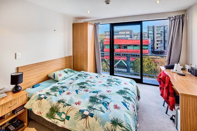 Photo of property in Dual Apartments, 510/142 Vivian Street, Te Aro, Wellington, 6011