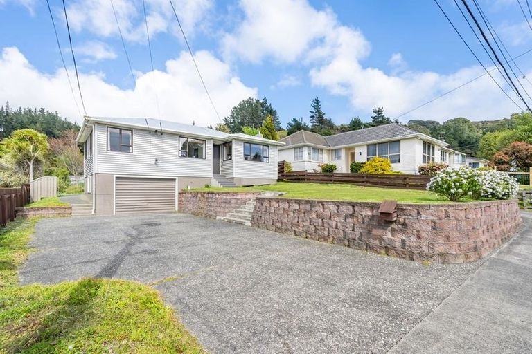 Photo of property in 17 Mcgowan Road, Wainuiomata, Lower Hutt, 5014