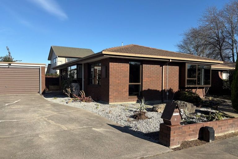 Photo of property in 3 Elvira Court, Bishopdale, Christchurch, 8053